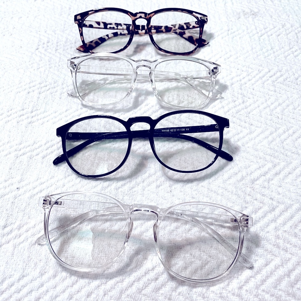 Blue light blocking glasses